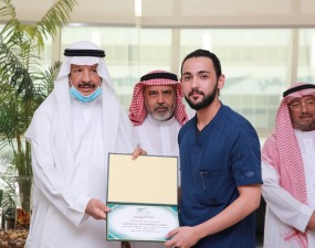 HE DAU’s Rector Honors Student Participants in Iftar project at DAU’s Mosque