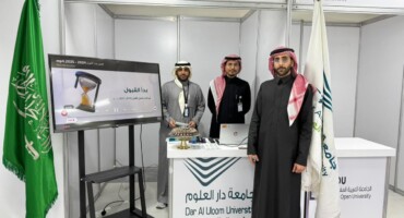 الجامعة تشارك في ملتقى اختيار التخصص الجامعي بمدارس قرطبة المتقدمة
