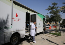 كليّة الطب تطلق حملة للتبرع بالدّم 