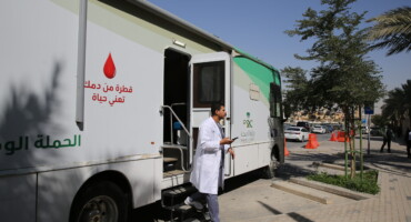 كليّة الطب تطلق حملة للتبرع بالدّم 