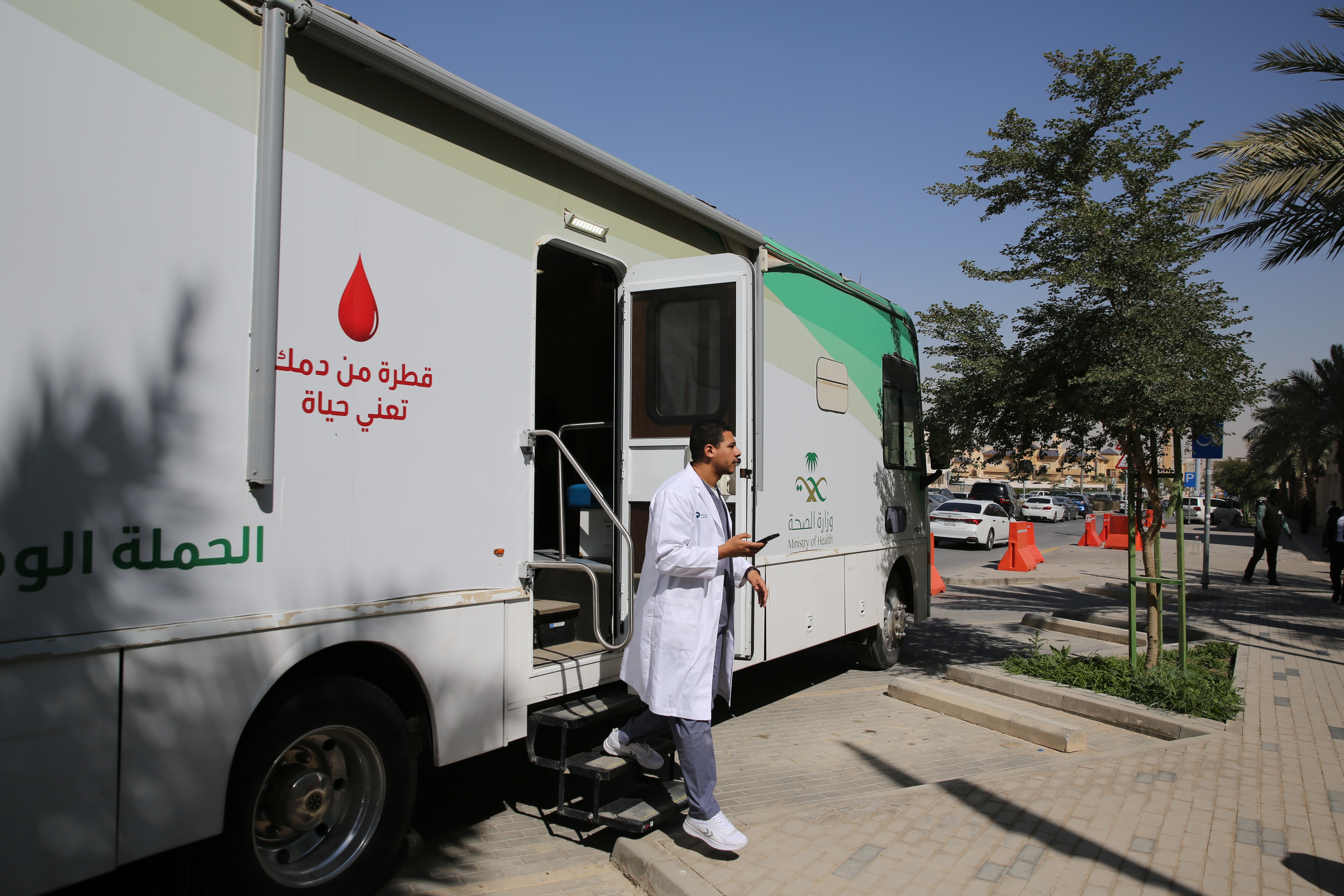 كليّة الطب تطلق حملة للتبرع بالدّم 