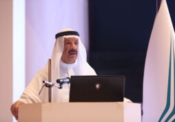 معالي رئيس الجامعة يرعى اللقاء التعريفي للطلبة المستجدين