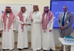 نادي التسويق الطلابي يستهل فعالياته بلقاء مع مدير العلاقات العامة في MBC Media Solutions